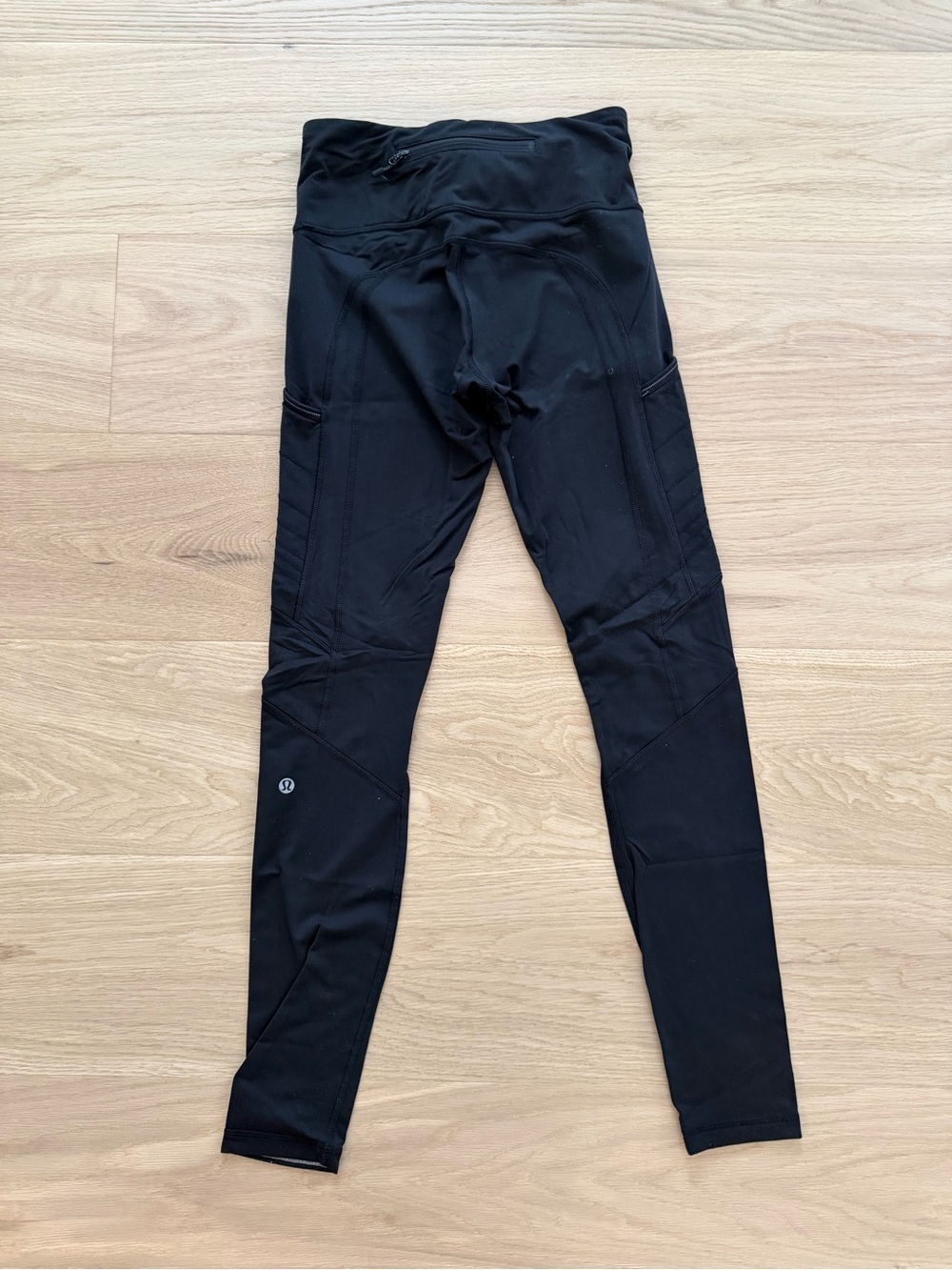 Lululemon FRESH TRACKS TIGHT - Picture 7 of 9